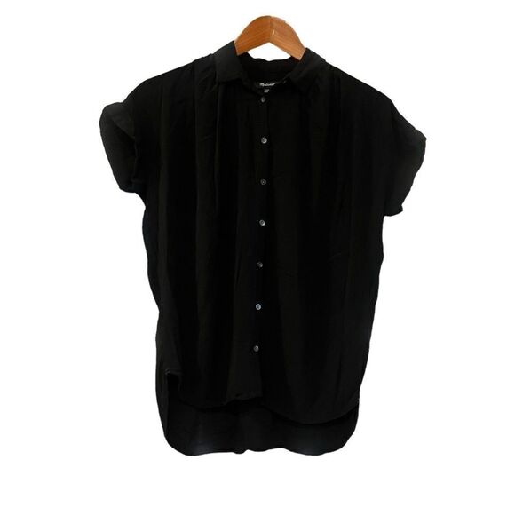 Madewell light weight black short sleeve button up top - Picture 1 of 9